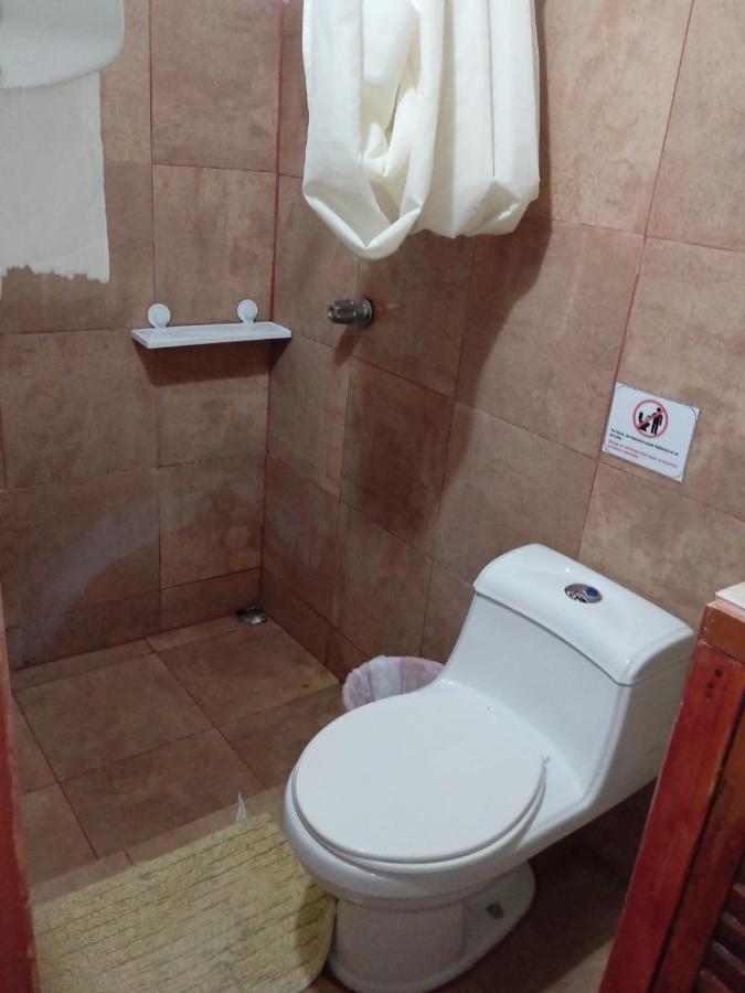 Hostel Manuel Antonio Park Jungle Экстерьер фото